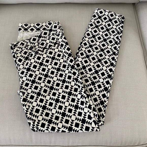 J. Crew black and white geometric print toothpick jeans, Size 25 - Picture 3 of 6
